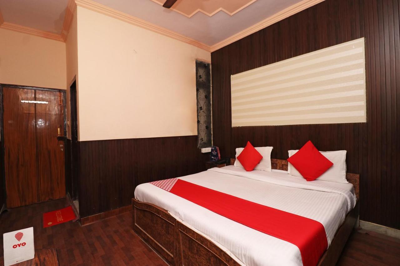 Hotel Oyo 8379 Kamal