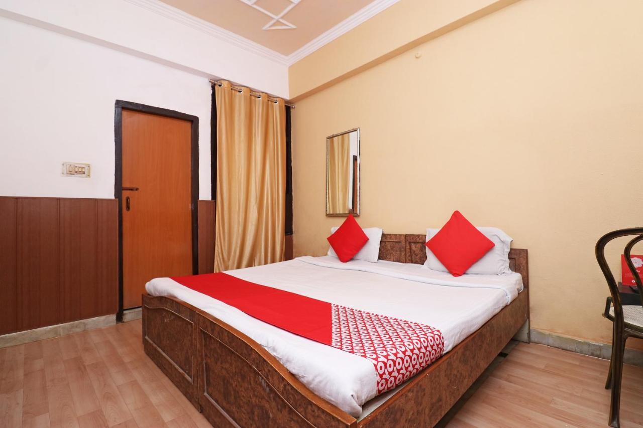 Hotel Oyo 8379 Kamal